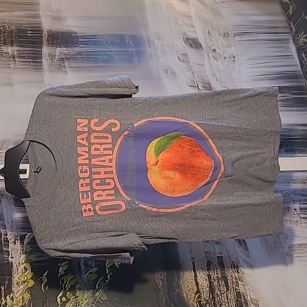 Bergman Orchards Port Clinton Ohio Adult Medium Tshirt